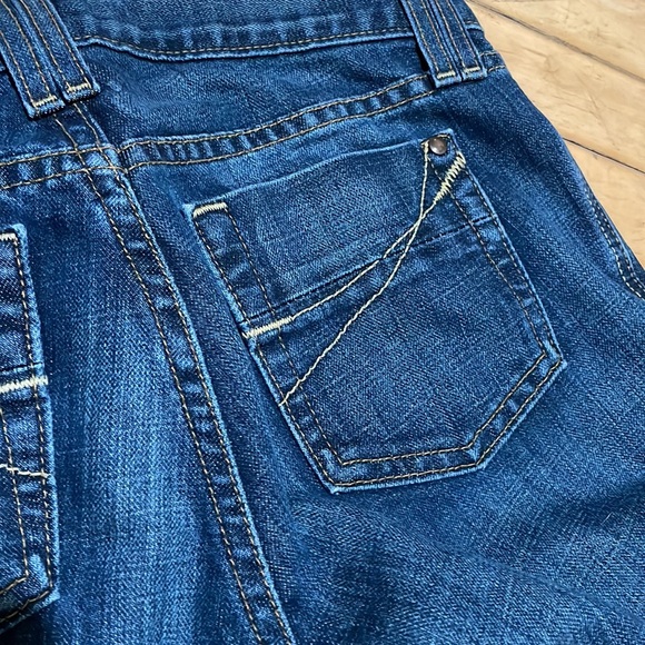 Capris - Picture 3 of 6